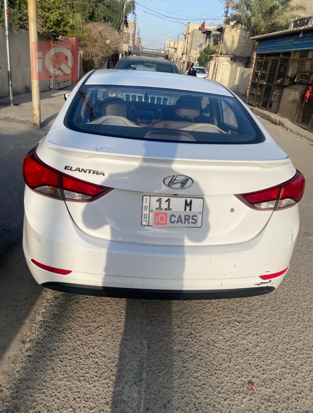 هیۆندای ئەلەنترا